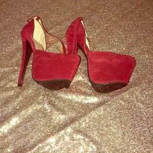 Red Shoe Republic Platforms Size 7.5